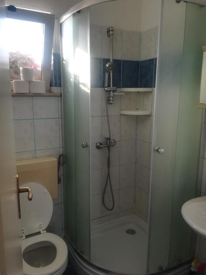 Apartment And Rooms Sidro 佩特坎内 外观 照片