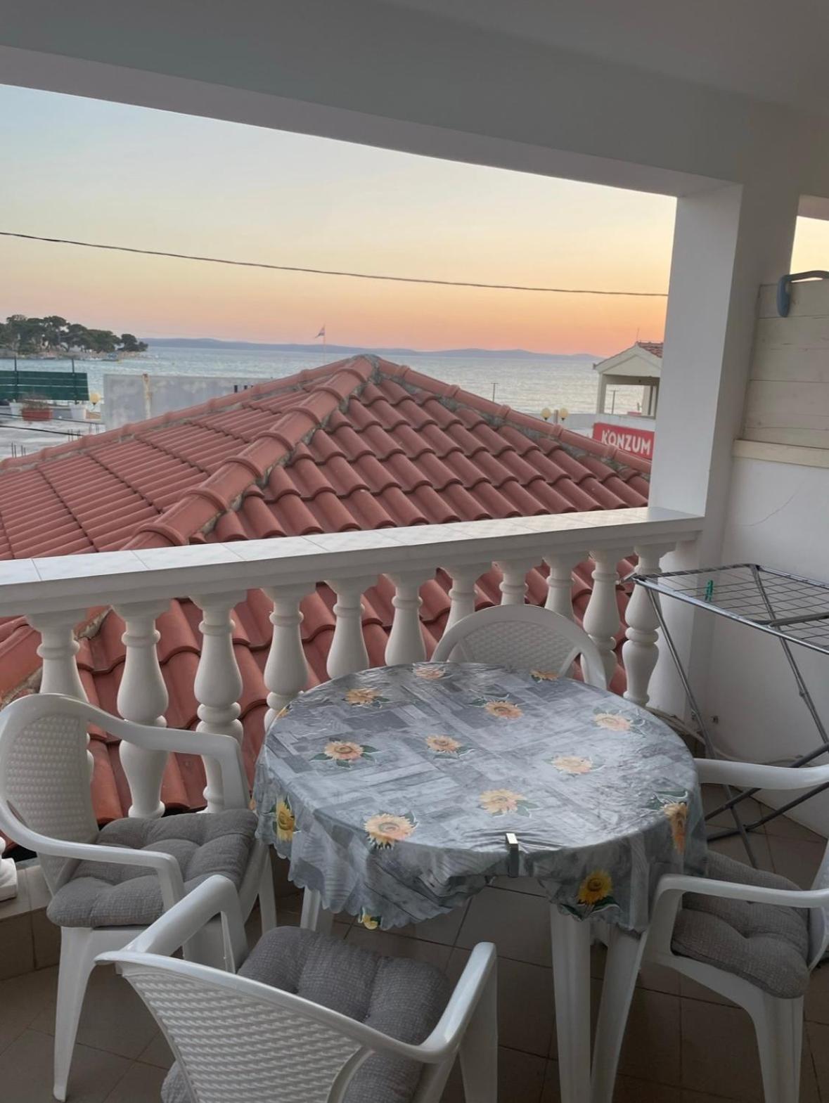 Apartment And Rooms Sidro 佩特坎内 外观 照片